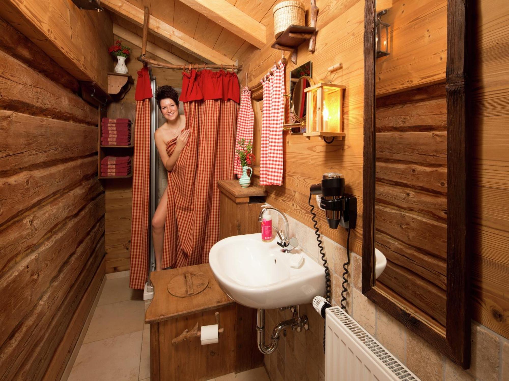 Eco Friendly Chalet Near The Lake In Asten Tittmoning Exterior foto